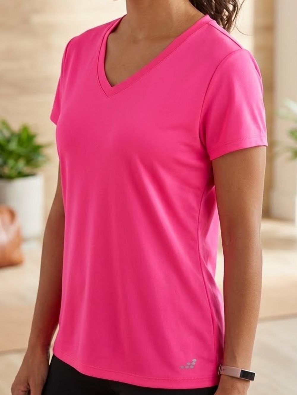 bcg Tee Hot Pink / Neon Pink / Fuchsia V-Neck Active Performance Top Workout XL